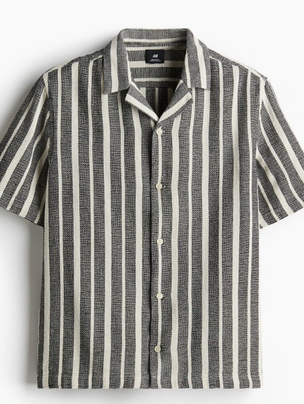 H&M Men's Short Sleeve Striped Camp Collar Shirt